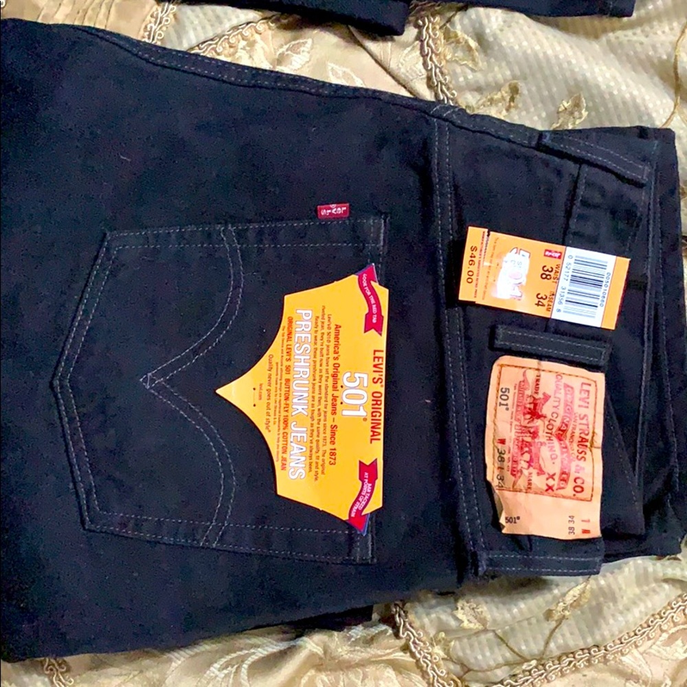 Men’s Levi’s Black 501 jeans-NWT